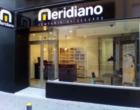 Meridiano inaugura oficina en Almuñecar