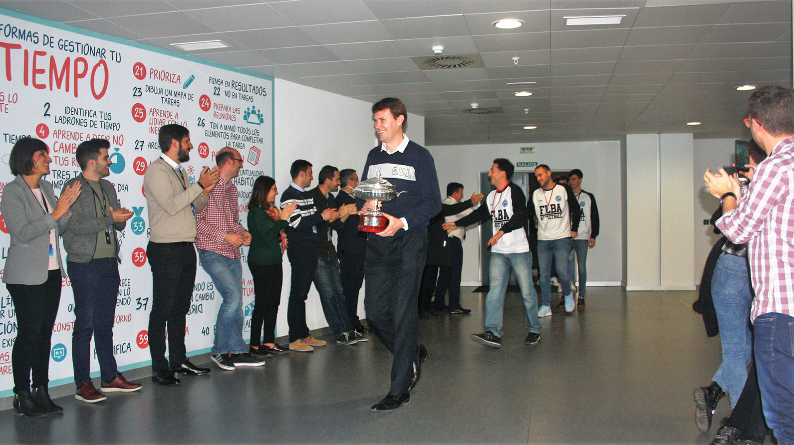 10 años y una Copa: Fundación Lucentum visita a Meridiano en su primera década junto al club