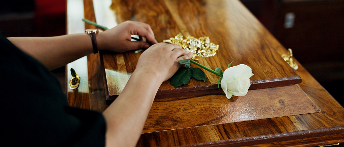 Tipos de arreglos florales para funerales y su significado Tipos de arreglos florales para funerales y su significado